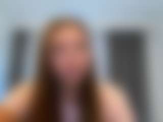 Avelia's Live Sex Cam Show
