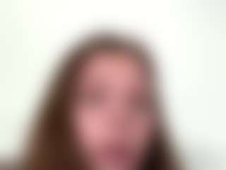 Avelia's Live Sex Cam Show