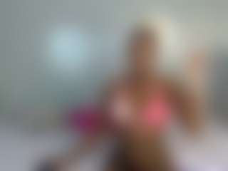 LunaDarlin's Live Sex Cam Show