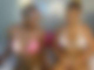 Live cam show with LunaDarlin - Brown Eyes on https://playwithruby.com