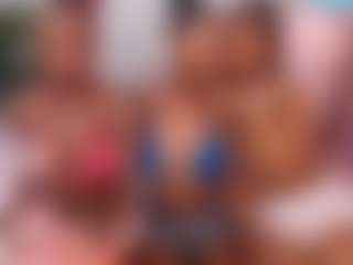 Live cam show with LunaDarlin - Full Nudity on Camsoda