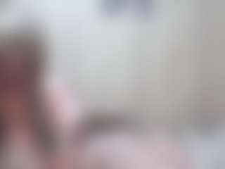 Live cam show with JanelleTinlin - Hairy Pussy on CamSextacy
