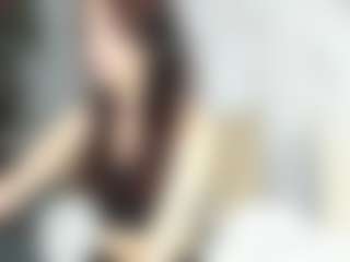 Live cam show with Kira-Ke11y - Camel Toe on CamSextacy