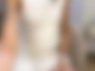 LoraKatona's Live Sex Cam Show