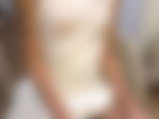 LoraKatona's Live Sex Cam Show