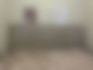 LoraKatona's Live Sex Cam Show