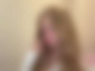 Live cam show with MelaniLancon - Handjob on AdultVida.com