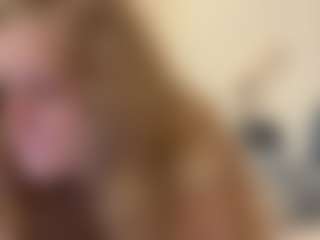 Live cam show with MelaniLancon - Ahegao on Camsoda Late Night