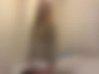 Live cam show with MelaniLancon - Twerk on milfzrlive.com