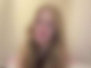 Live cam show with MelaniLancon - Blue Eyes on Camsoda