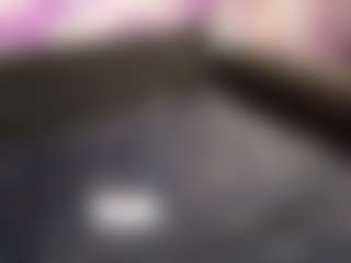 Live cam show with SimaLehmer - Flashing on SquirtSoMuch