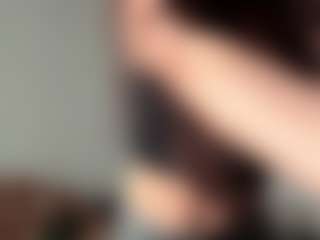 EleanorRathbum's Live Sex Cam Show