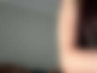 EleanorRathbum's Live Sex Cam Show