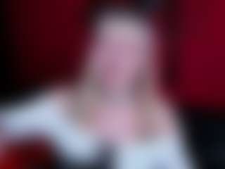 Live cam show with melissa-sann - Bra on Milfs Live
