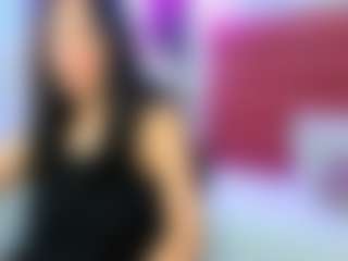 Live cam show with miavictoriaa - Petite on Uber Horny