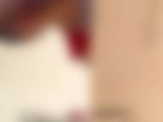 Live cam show with RebeccaLang - New Blowjob on Camsoda