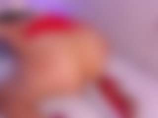 Live cam show with RebeccaLang - New Brown Eyes on Camsoda