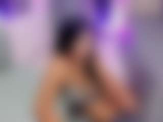 Live cam show with sofiaaroberts1 - Flashing on liverealitysex.com