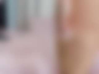 Live cam show with sofiaaroberts1 - Normal on Strip Flash - Live Sex Shows