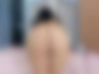Live cam show with sofiaaroberts1 - Pornstar Public on Camsoda