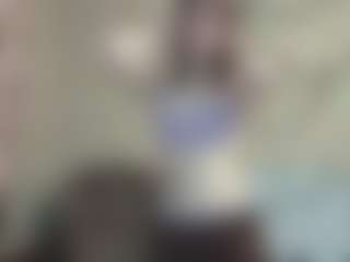 Live cam show with AlysonBetha - Granny on xDating