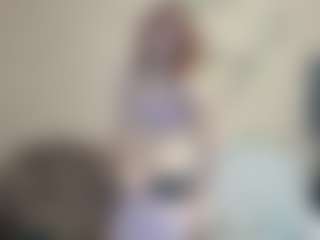 Live cam show with AlysonBetha - Granny Brown Hair on Milfs Live