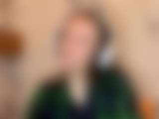 Live cam show with Monika - Ass Clapping on chickslive.net