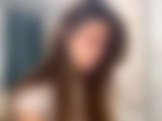 Live cam show with Isabella - Moaning on CamSodaAdn