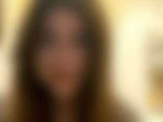 Live cam show with Emma - Thin on AdultVida.com