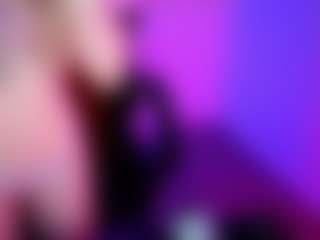 Alizebaby18's Live Sex Cam Show