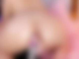 Live cam show with celeste-bunny18 - Double Penetration on Hubzter Live
