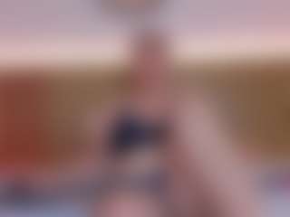 Live cam show with charlotte-13x - New Brown Eyes on Camsoda