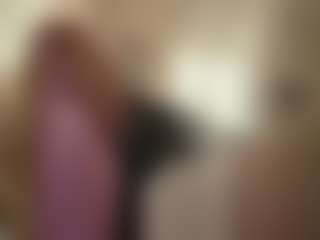 iceybabeee's Live Sex Cam Show