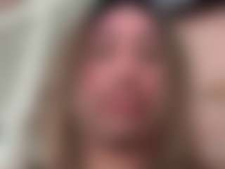iceybabeee's Live Sex Cam Show