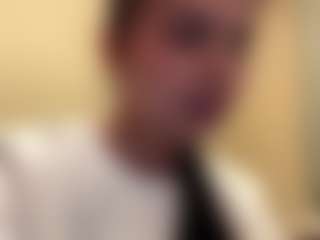 Live cam show with CythiaKiel - New Brown Eyes on alttransgirls