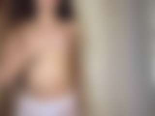 Live cam show with kishaxoxo - Striptease on parknlotfishbdy