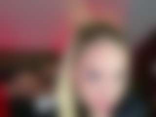 Live cam show with LaPumaa - New Blowjob on Latina Girls