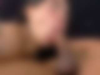 scarletthott69's Live Sex Cam Show