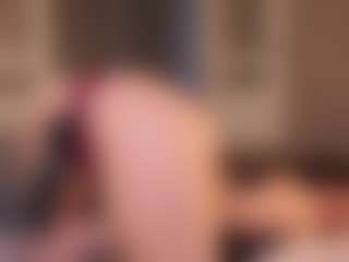 Live cam show with Sofia - Upskirt on sexylivex.com