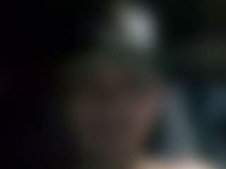 StrikingFlier's Live Sex Cam Show