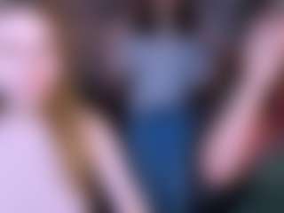 ava-gllow's Live Sex Cam Show