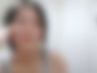 Bella's Live Sex Cam Show