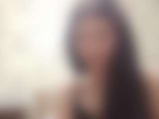 Bella's Live Sex Cam Show