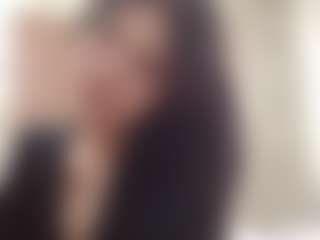 Live cam show with Bella - Butt Plug on sexylive.show