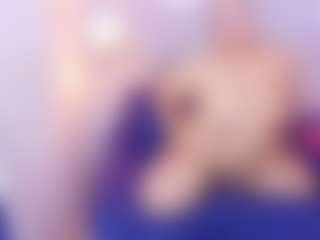 Live cam show with curvy-sexyvalen - Thick on Sweet Sext