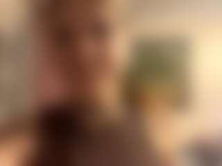 Live cam show with FrancinaVillarta - Solo on camwithhim.com