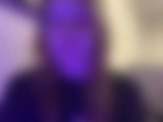 Live cam show with FrancinaVillarta - Blue Eyes on Cam Slut