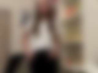 Hailey's Live Sex Cam Show