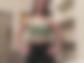 Live cam show with Hailey - Twerk on Sweet Sext