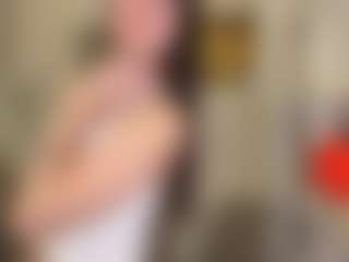 Live cam show with Hailey - Blue Eyes on xplaylive.com